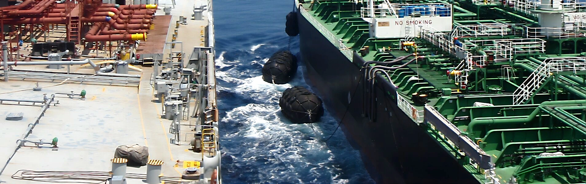 FLOATING PNEUMATIC RUBBER FENDERS